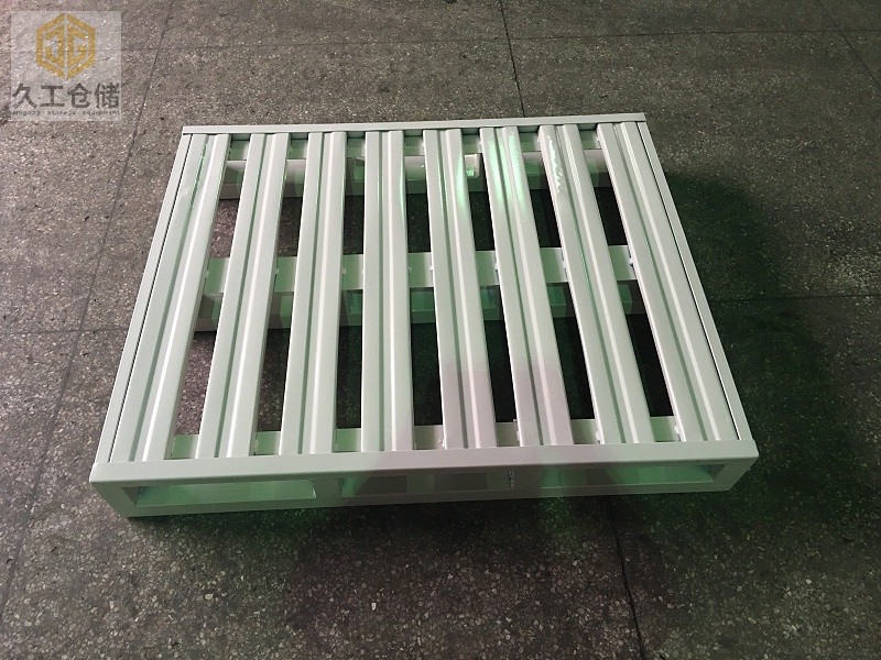 咨詢久工倉儲鐵托盤價格的要素有哪些？南京鋼制托盤廠家