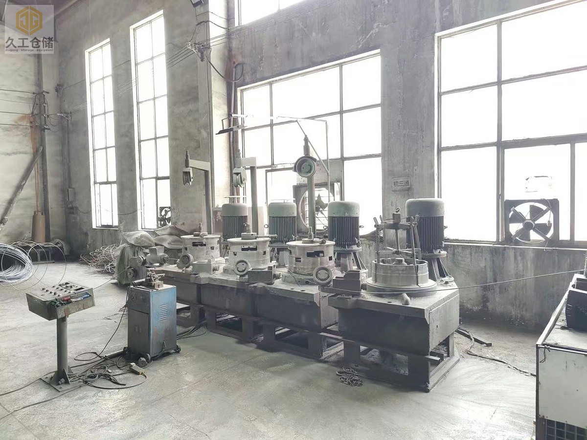 南京久工倉(cāng)儲(chǔ)設(shè)備公司設(shè)備公司介紹-工廠實(shí)拍展示-南京真正的廠家！歡迎考察！