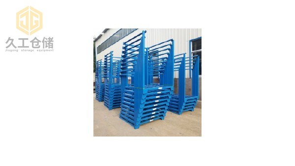 巧固架堆垛架有哪些運用特性？久工倉儲設(shè)備