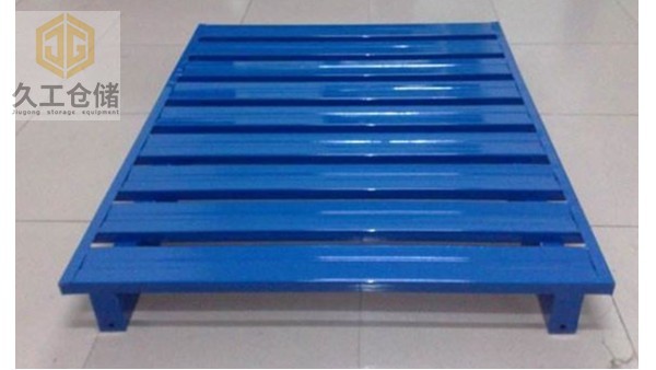 鋼制托盤相比于木托盤和塑料托盤具備哪些優(yōu)勢？久工倉儲設備
