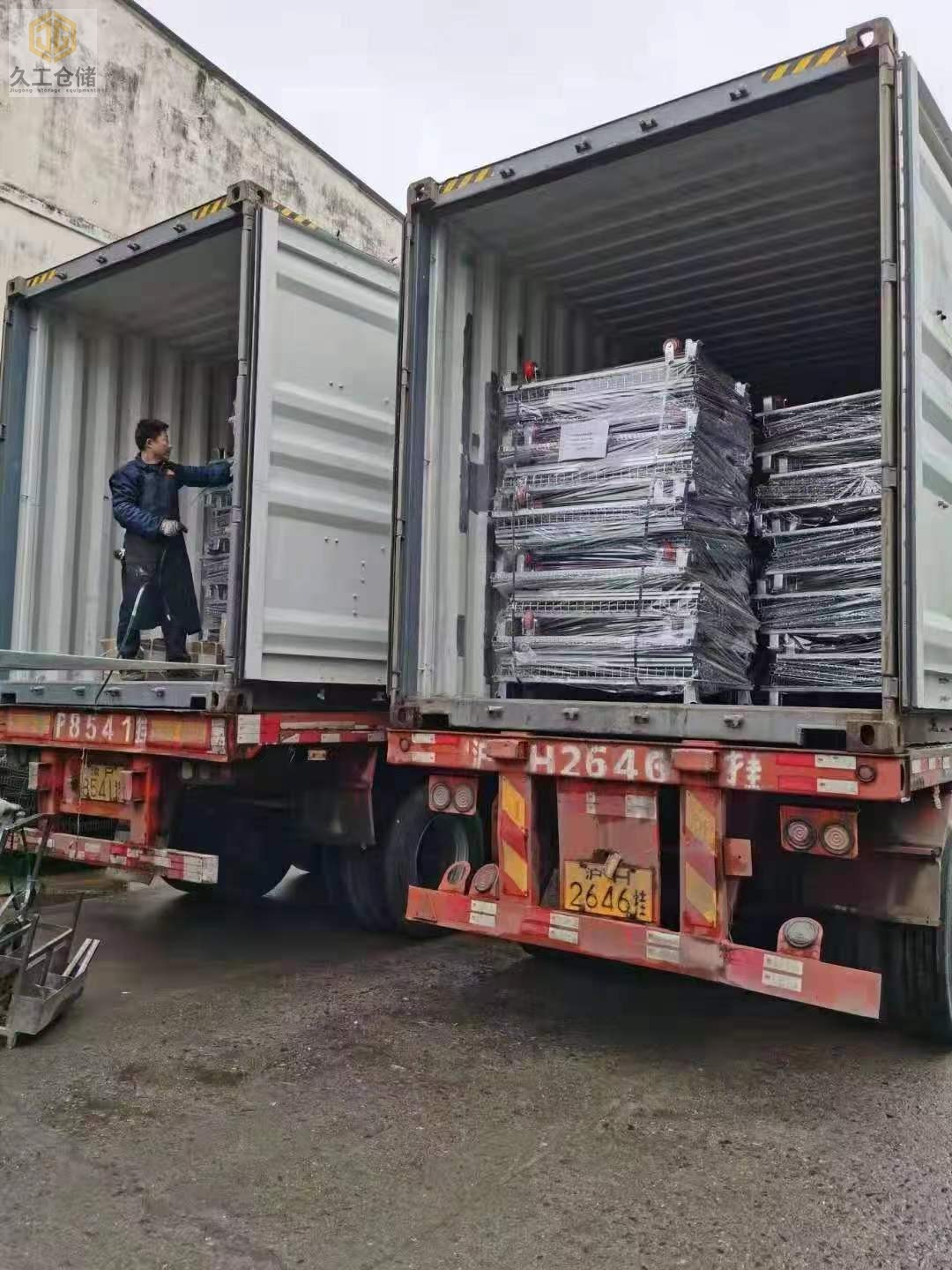 南京久工倉儲設(shè)備- 倉儲籠網(wǎng)層板發(fā)貨實拍圖（2）