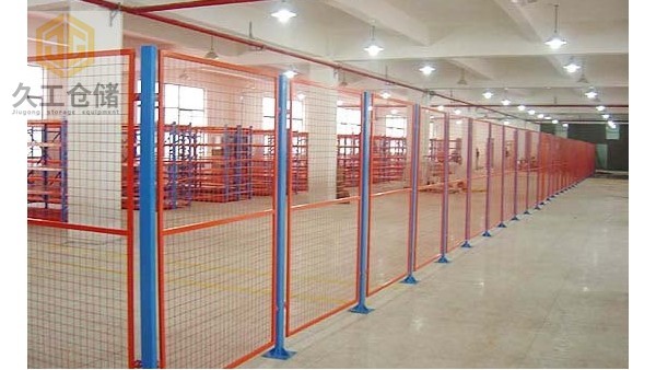 久工倉儲為大家介紹車間隔離網(wǎng)，車間護(hù)欄網(wǎng)！一起了解看看！