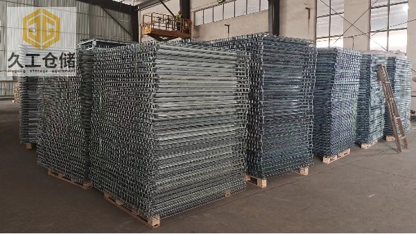 貨架網(wǎng)層板，鋼層網(wǎng)堆垛打包有什么要求？南京久工倉儲設(shè)備