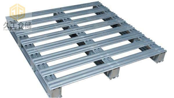 干貨！有關鐵制托盤承載的解析和鋼質托盤構成！久工倉儲設備
