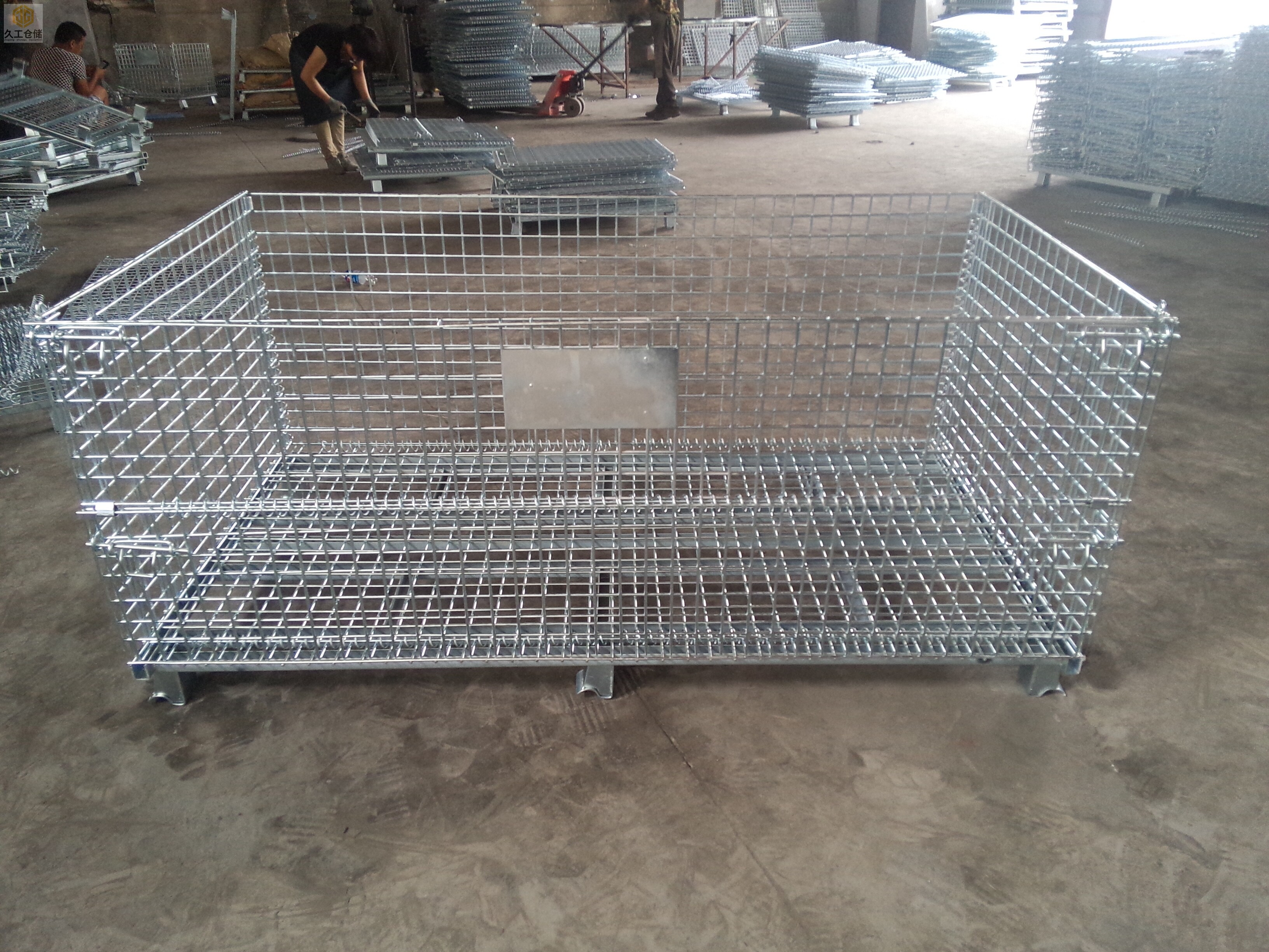 非標(biāo)折疊式倉儲籠的工藝精湛在哪里？南京久工倉儲籠廠家簡述！