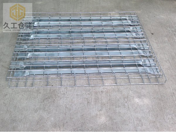 貨架網(wǎng)層板-鍍鋅網(wǎng)層板-金屬加筋網(wǎng)片-鋼層網(wǎng)-鋼絲層網(wǎng)-南京久工倉(cāng)儲(chǔ)