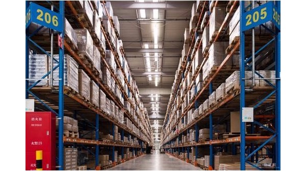 倉庫貨架如何除銹及使用注意事項