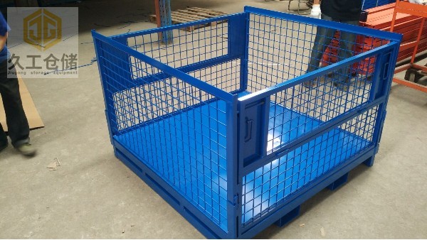 金屬周轉(zhuǎn)箱有什么特別？接下來(lái)久工倉(cāng)儲(chǔ)帶領(lǐng)大家一起來(lái)看看！
