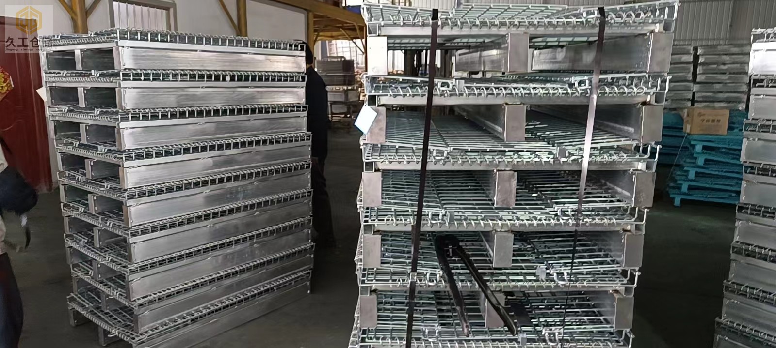 南京久工倉(cāng)儲(chǔ)-倉(cāng)儲(chǔ)籠/貨架網(wǎng)層板倉(cāng)庫(kù)實(shí)拍裝卸及打包現(xiàn)場(chǎng)-南京實(shí)體廠家