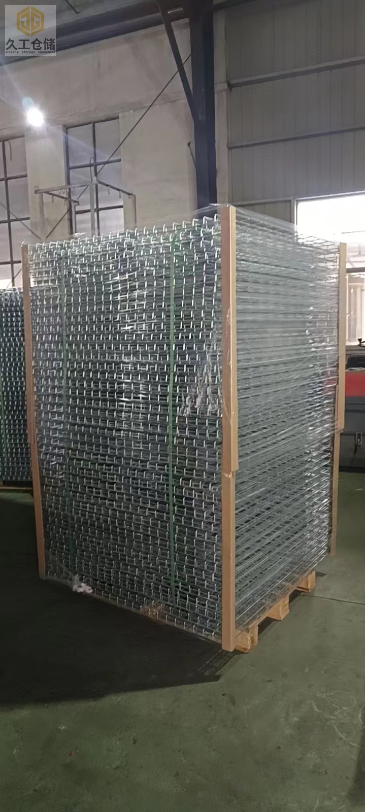 南京久工倉(cāng)儲(chǔ)-倉(cāng)儲(chǔ)籠/貨架網(wǎng)層板倉(cāng)庫(kù)實(shí)拍裝卸及打包現(xiàn)場(chǎng)-南京實(shí)體廠家