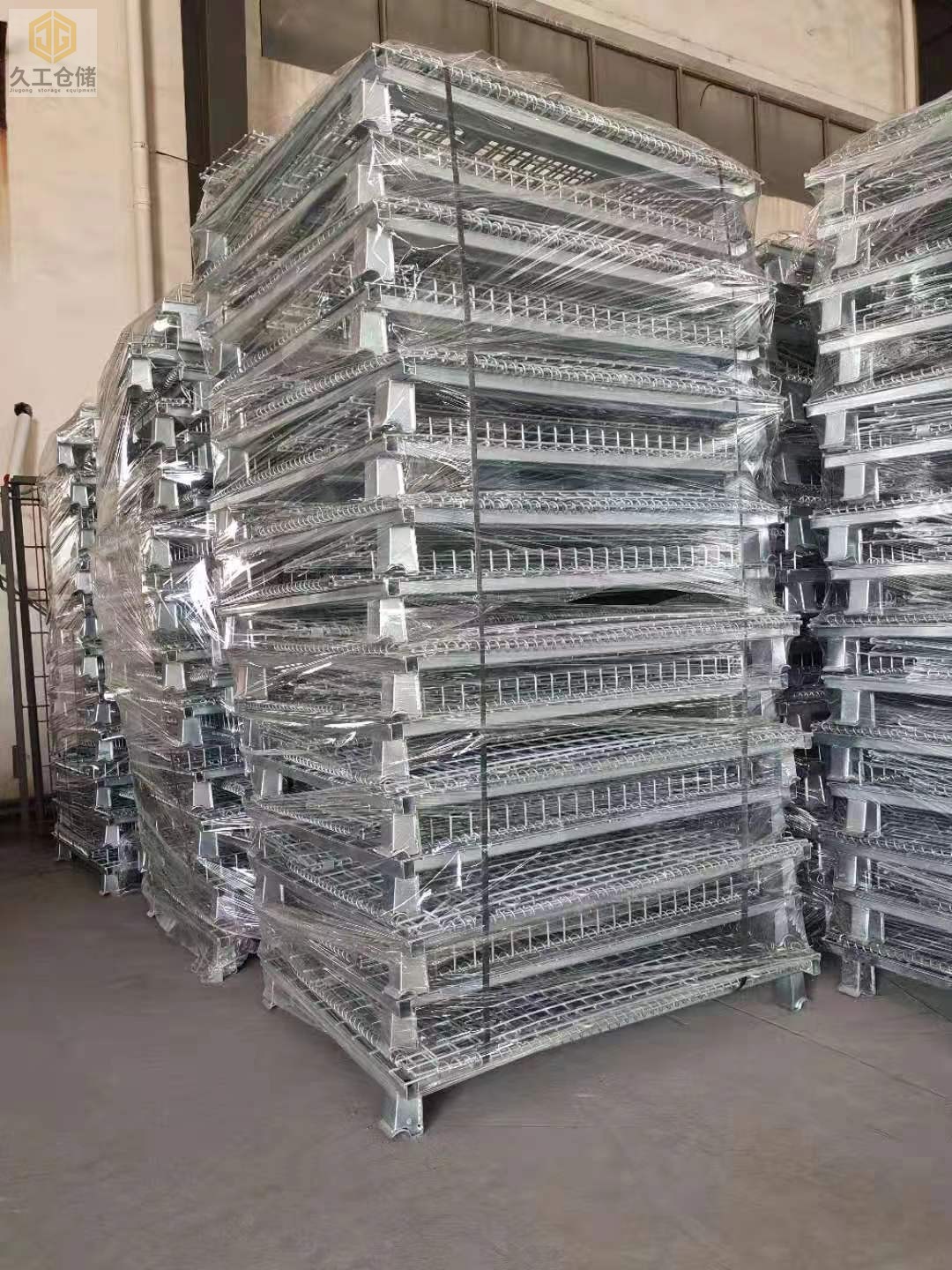 南京久工倉儲倉庫存實拍/倉儲籠、網(wǎng)層板、周轉(zhuǎn)箱、鋼托盤、巧固架、隔離網(wǎng)背網(wǎng)廠家，工廠直發(fā)！