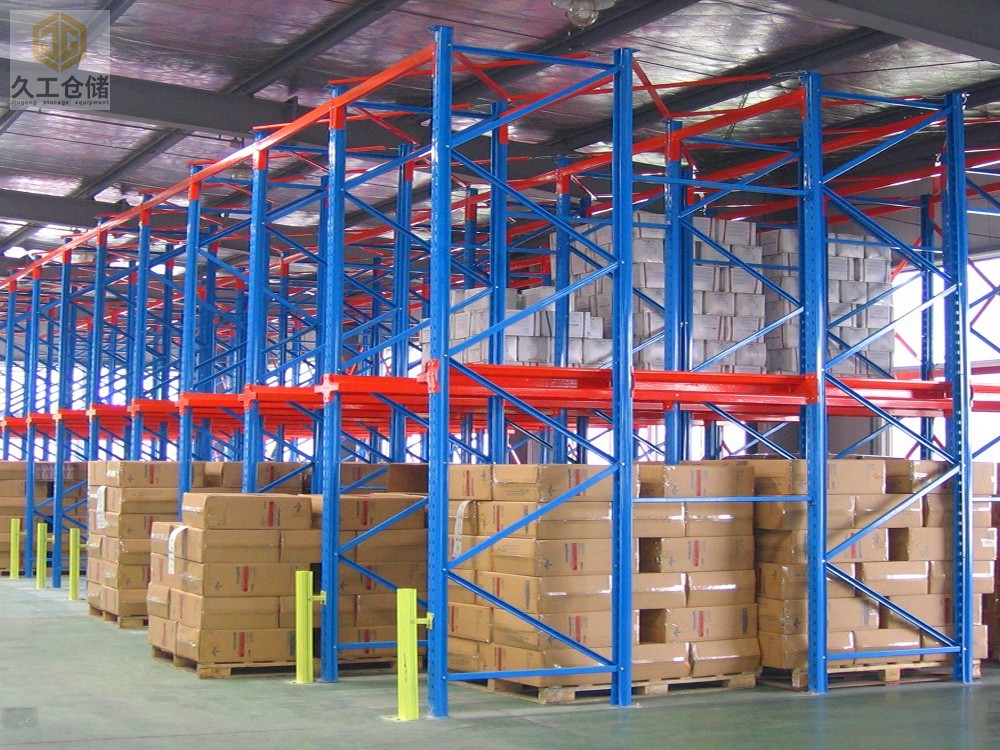 南京久工倉儲設(shè)備關(guān)于貫通式貨架介紹，貨架廠家，一起來了解看看！
