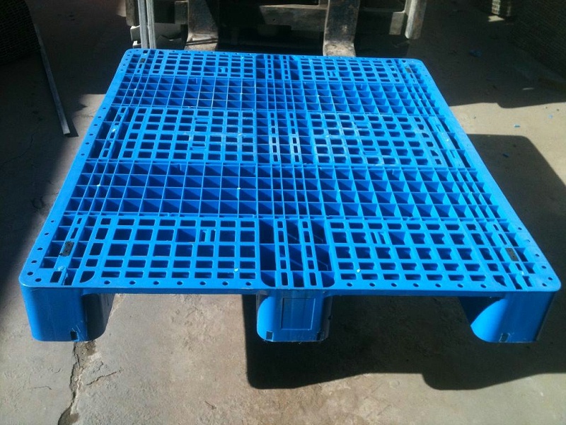 應(yīng)用塑料托盤需要注意哪些事項(xiàng)？