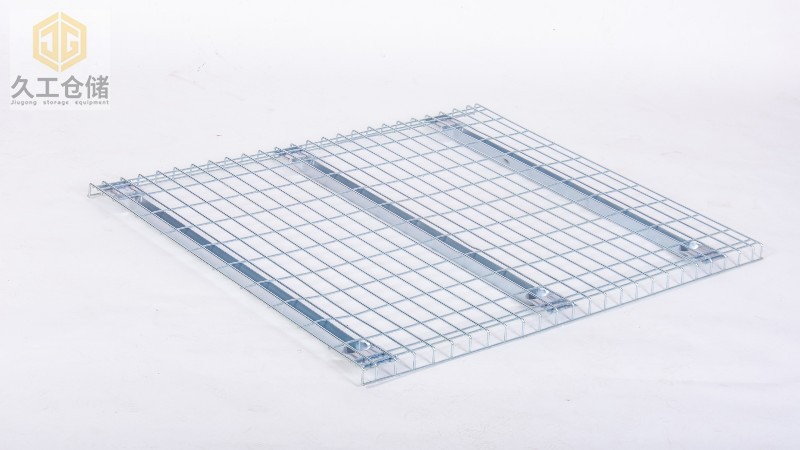 如何在硬化地面的過(guò)程中使用建筑網(wǎng)片，能起到什么作用？久工倉(cāng)儲(chǔ)設(shè)備